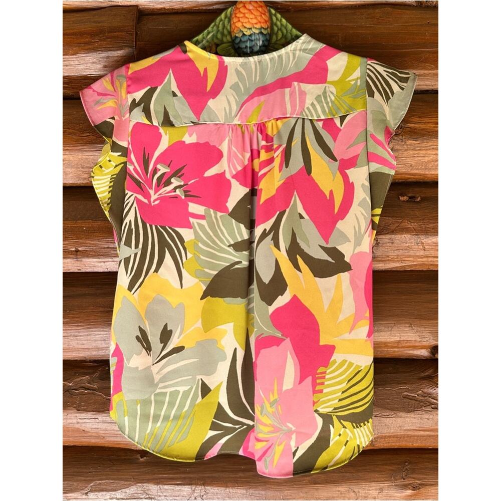 Vince Camuto Pink & Lime Green Tropical V-Neck Camisole - Picture 5 of 6